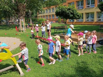 Závěrečná překážková dráha – Se Sokolem do života