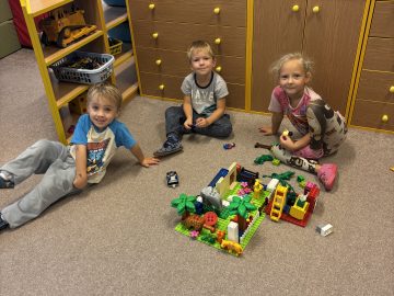 První dny ve školce