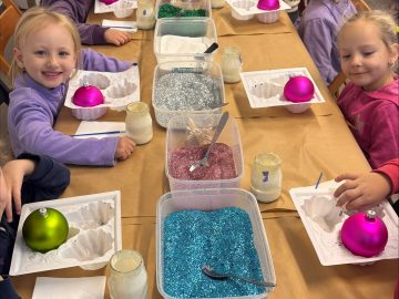 Výroba vánočních baněk slezská tvorba Opava