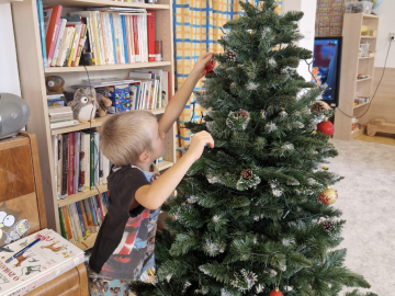 Zdobení stromečku Sovička