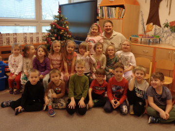 Čtení s&nbsp;tatínkem na Broučkovi