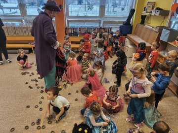 Karneval s&nbsp;klaunem Hopsalínem